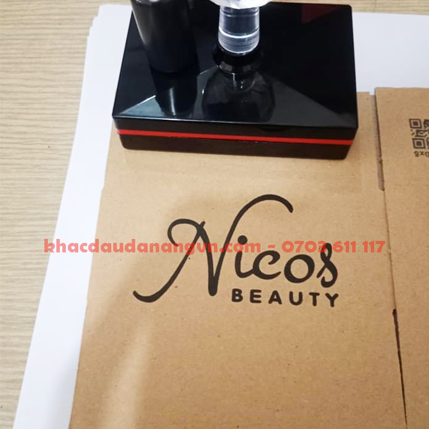 Khắc dấu ấn Đà Nẵng
