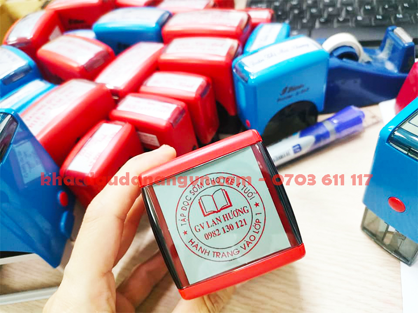 Khắc dấu ấn Đà Nẵng
