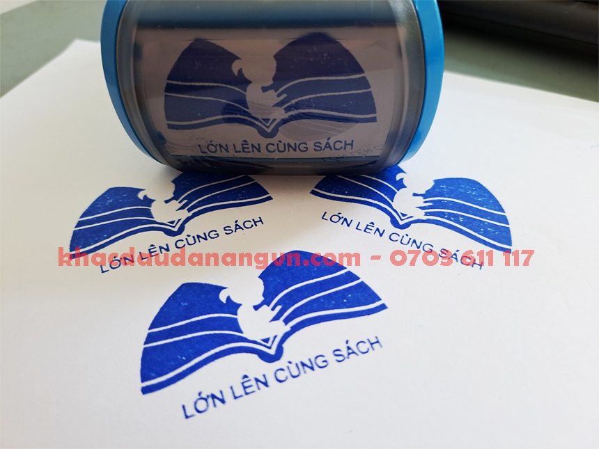 Khắc dấu ấn Đà Nẵng