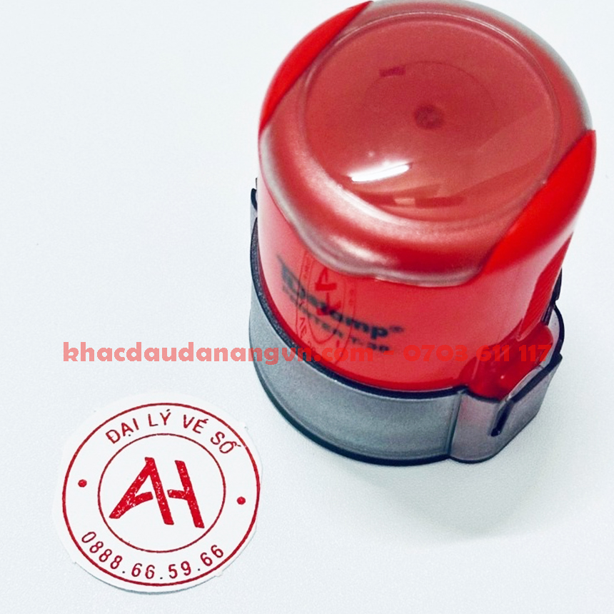 Khắc dấu ấn Đà Nẵng