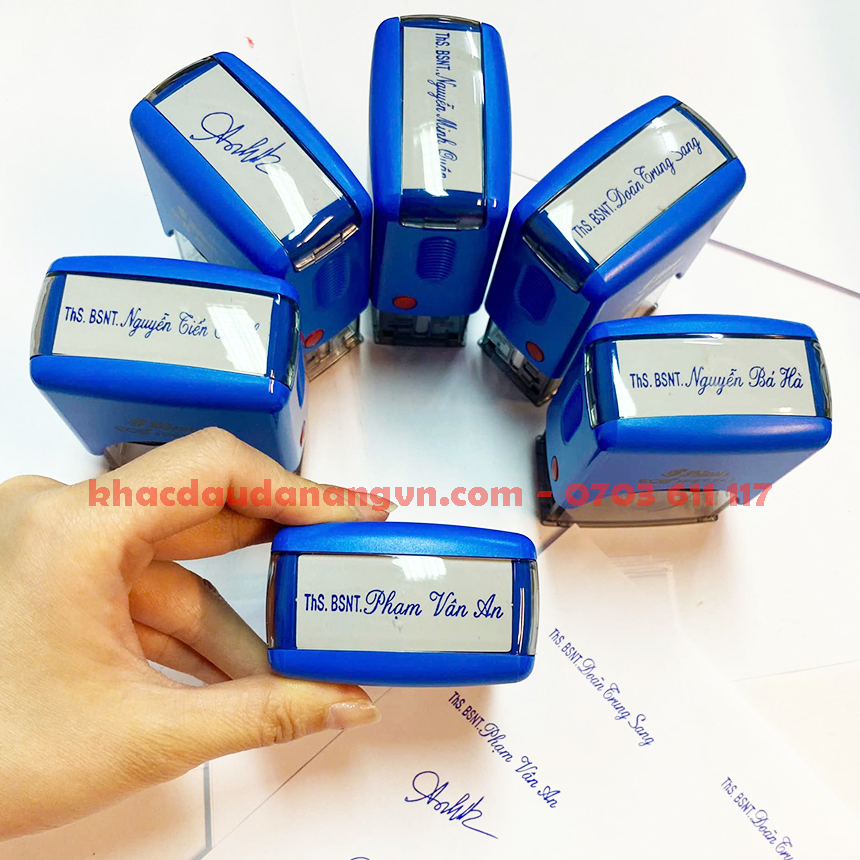 Khắc dấu ấn Đà Nẵng