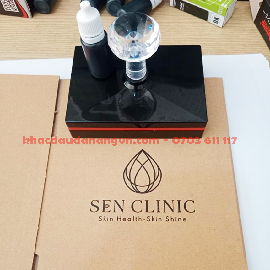 Khắc dấu ấn Đà Nẵng