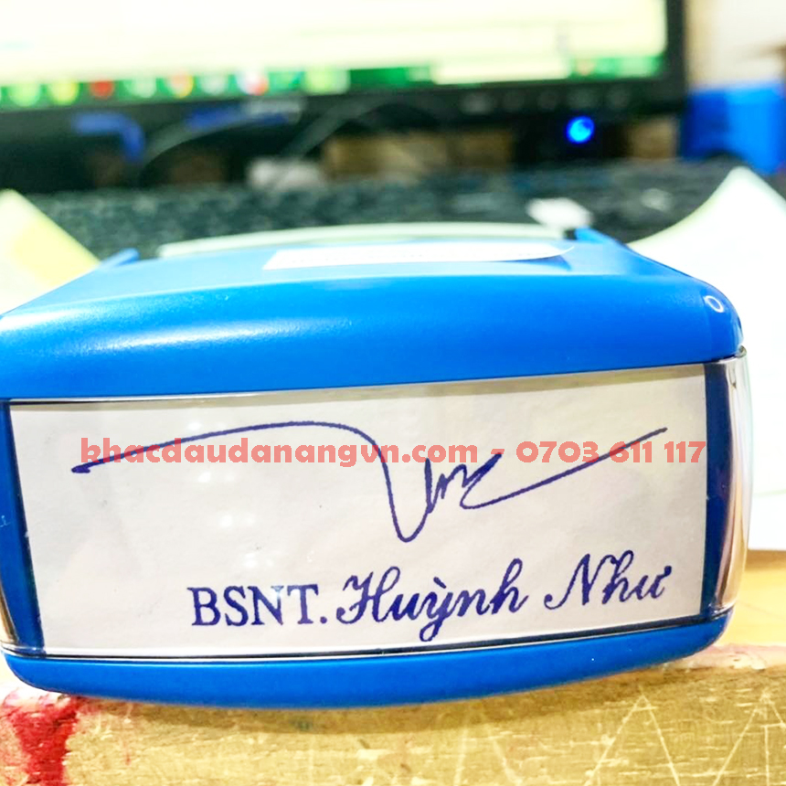 Khắc dấu ấn Đà Nẵng
