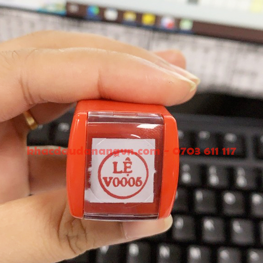 Khắc dấu ấn Đà Nẵng