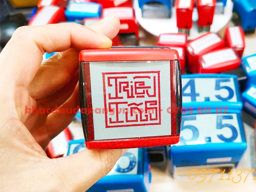 Khắc dấu ấn Đà Nẵng
