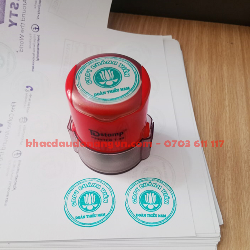 Khắc dấu ấn Đà Nẵng