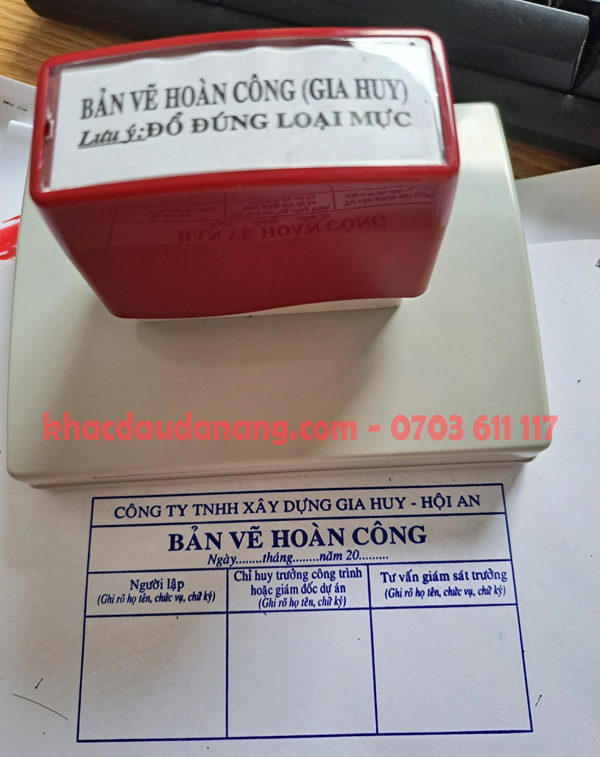 Khắc dấu ấn Đà Nẵng