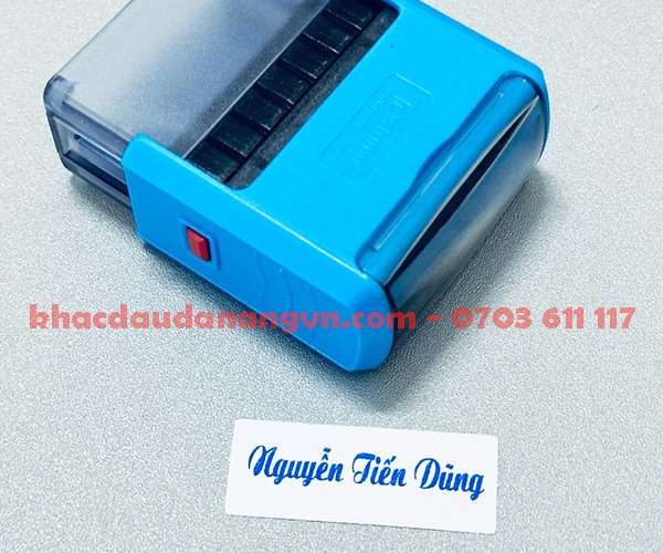 Khắc dấu tên phường Điện Bàn Đông 1